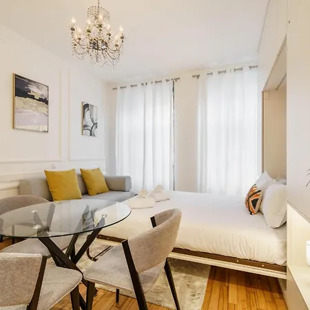 Chaos Concept By Minhos Guest Apartment Braga